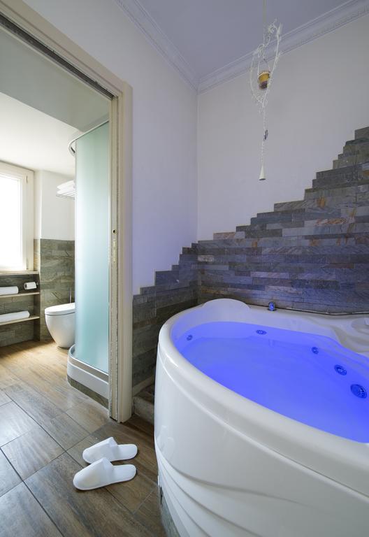 Suites Roma Tiburtina Luxury Exterior foto